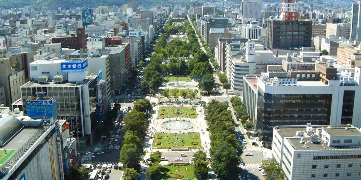 札幌必訪スポット：大通公園から白い恋人パークまでの深掘りツアー